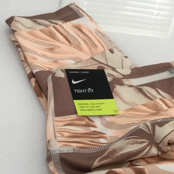 Nike Dry Fit Cropped Length High Waist Leggings NEW - Picture 10 of 12